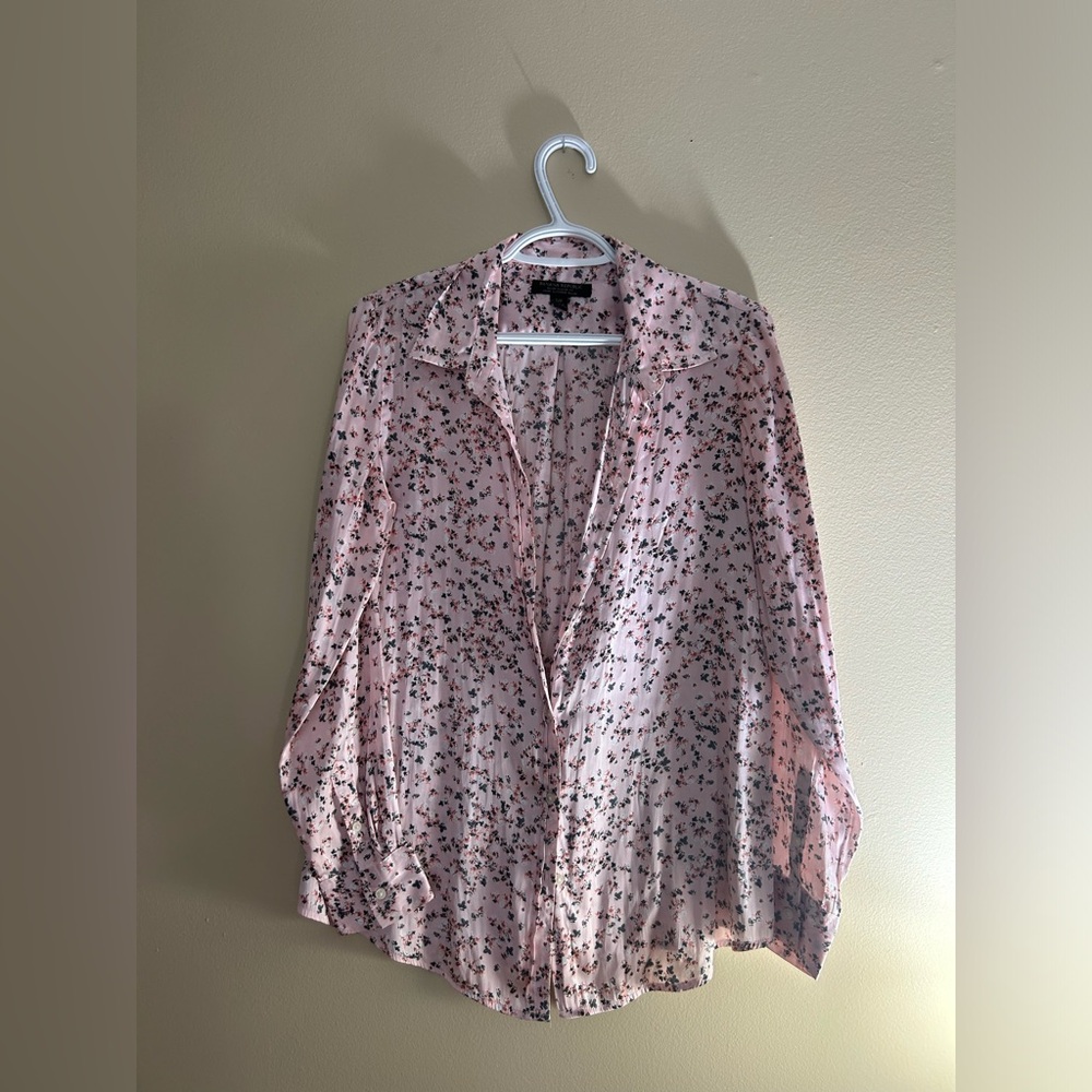 Beautiful banana republic blouse